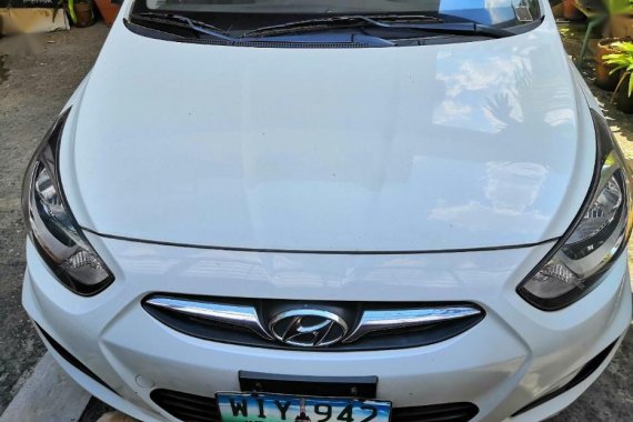 Selling Hyundai Accent 2013 Manual Gasoline in Taguig