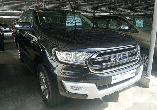 Black Ford Everest 2016 for sale Automatic