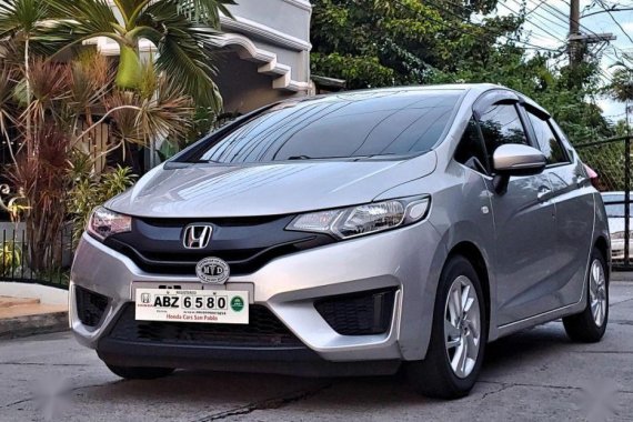 2nd Hand Honda Jazz 2015 at 30000 km for sale