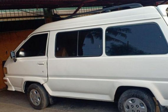 Selling 2nd Hand Toyota Lite Ace in Dasmariñas