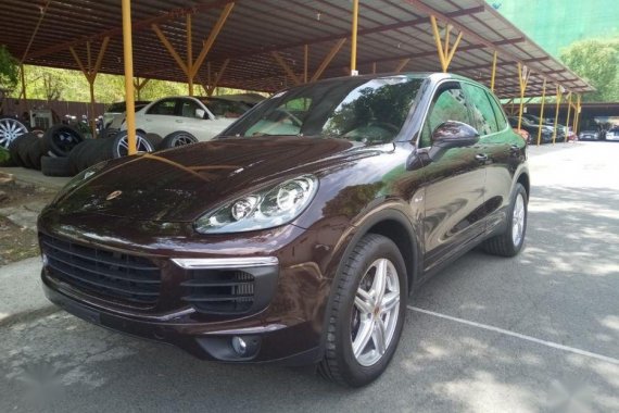 2nd Hand Porsche Cayenne 2017 for sale in Makati