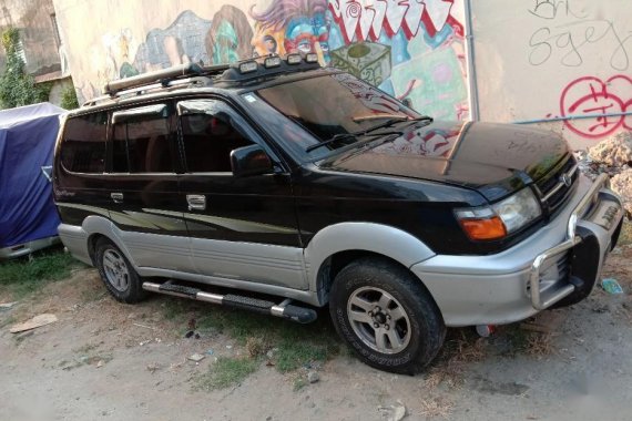 Selling 2nd Hand Toyota Revo 1999 at 90000 km in Malolos