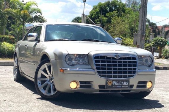 Sell 2nd Hand 2009 Chrysler 300C Automatic Gasoline at 30000 km in Quezon City