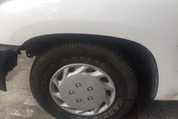 2nd Hand Toyota Hilux 2003 Manual Diesel for sale in Cebu City