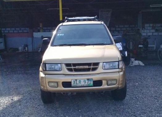 Sell 2nd Hand 2003 Isuzu Crosswind at 100000 km in Malabon