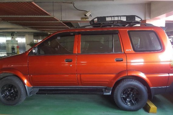 Selling Isuzu Crosswind 2017 Automatic Diesel at 20000 km in Taguig