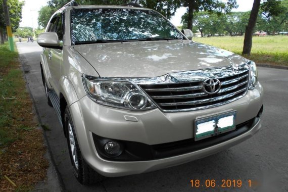 2nd Hand Toyota Fortuner 2012 at 50000 km for sale in Angeles