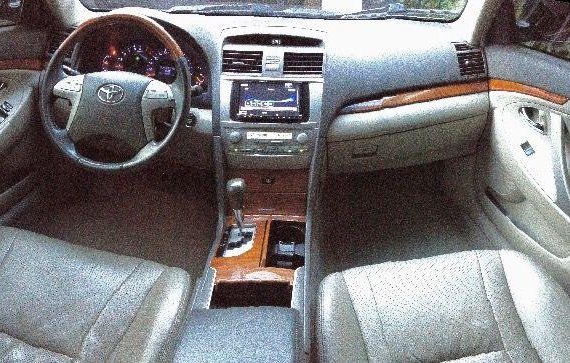 Selling 2nd Hand Toyota Camry 2010 Manual Gasoline at 74500 km in Quezon City