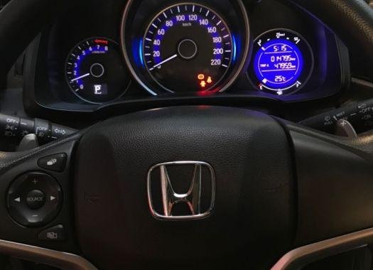 Sell 2nd Hand 2017 Honda Jazz at 20000 km in Quezon City