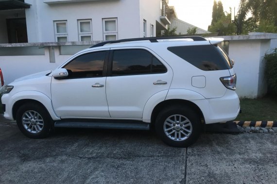 Selling White Toyota Fortuner 2012 for Sale