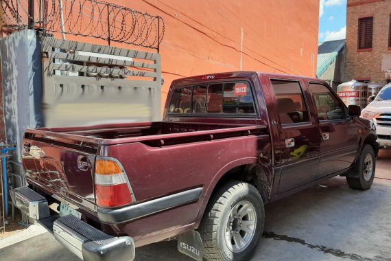 Selling 2000 Isuzu Fuego Manual Diesel