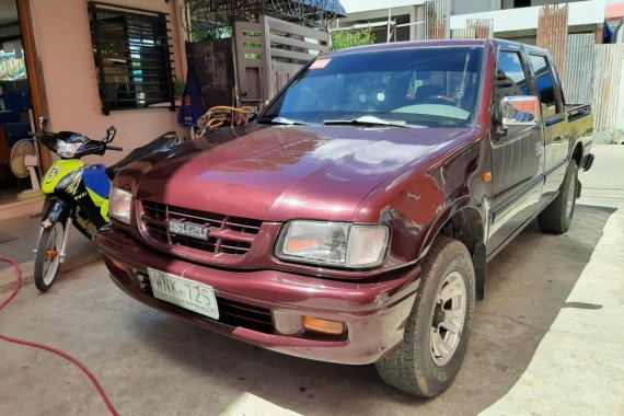 Selling 2000 Isuzu Fuego Manual Diesel