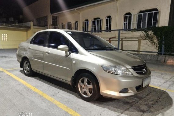 Selling 2nd Hand Honda City 2006 in Biñan