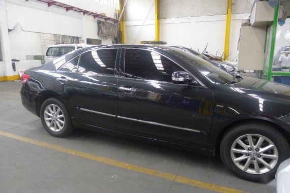 Selling Toyota Camry 2010 at 70000 km in Quezon City