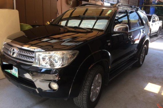 Selling 2nd Hand Toyota Fortuner 2010 Automatic Diesel at 109000 km in Davao City