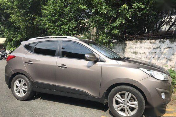 2nd Hand Hyundai Tucson 2012 at 70000 km for sale
