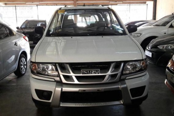 2nd Hand Isuzu Crosswind 2017 for sale in Makati