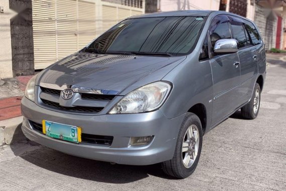 Selling 2nd Hand Toyota Innova 2007 in Quezon City