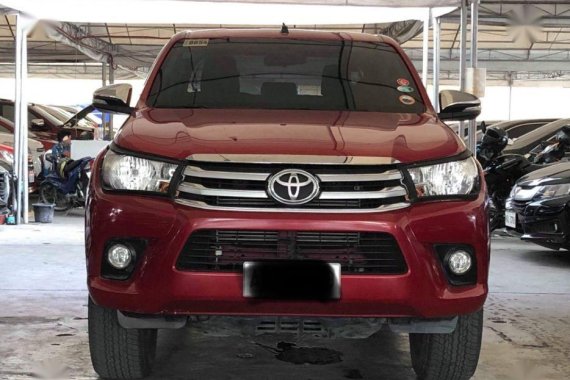 Selling 2nd Hand Toyota Hilux 2016 in Makati