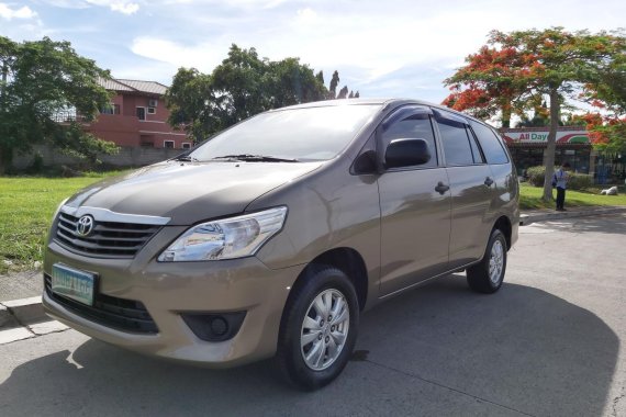 Selling Brown Toyota Innova 2013 in Manila