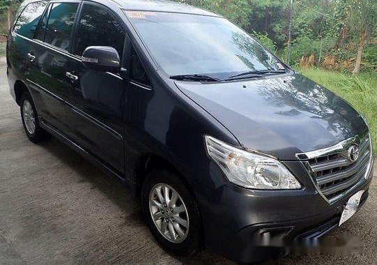 Selling Grey Toyota Innova 2014 Manual Gasoline