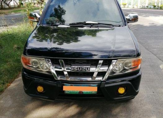 Selling Isuzu Crosswind 2010 Manual Diesel in Calamba