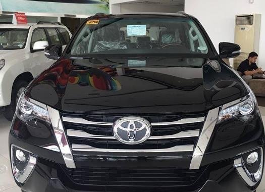 Selling Brand New Toyota Fortuner 2019 in Manila