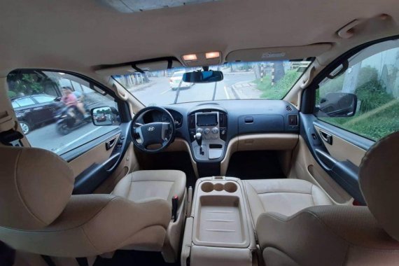 Hyundai Grand Starex 2003 for sale Automatic