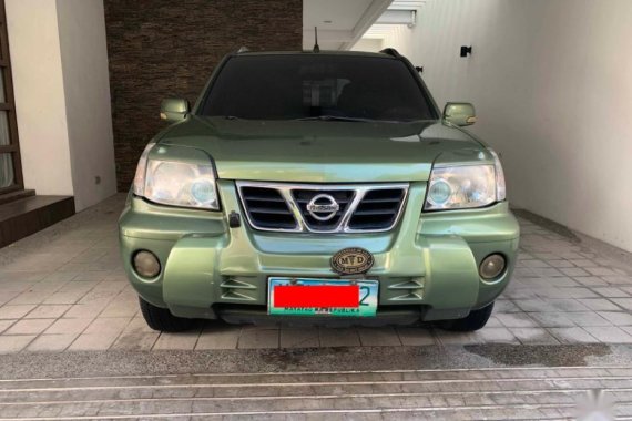 Green Nissan X-Trail 2005 for sale in Quezon City