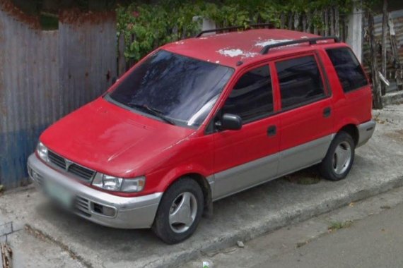 Selling 2nd Hand Mitsubishi Space Wagon 2000 at 130000 km in Cebu City