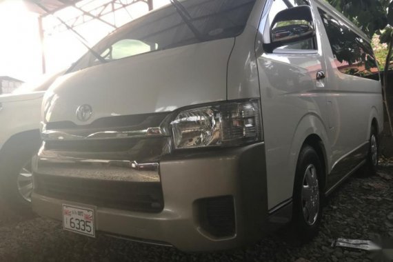 Selling Pearlwhite Toyota Grandia 2017 in Quezon City