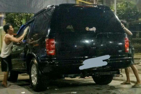 Selling 2nd Hand Ford Expedition 2002 in Mandaluyong