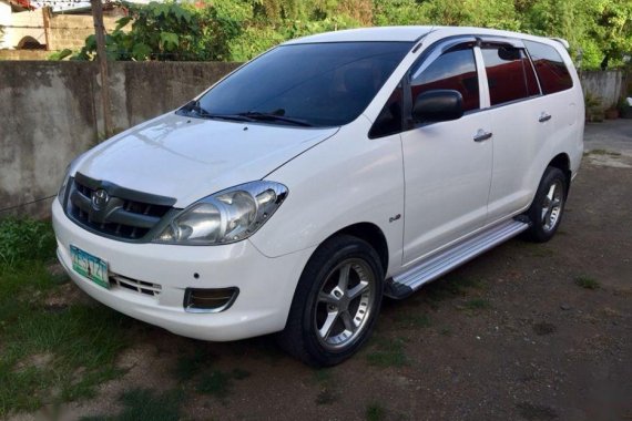 Toyota Innova 2006 Manual Diesel for sale in Batangas City