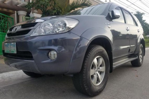 2nd Hand Toyota Fortuner 2006 Automatic Gasoline for sale in Angeles