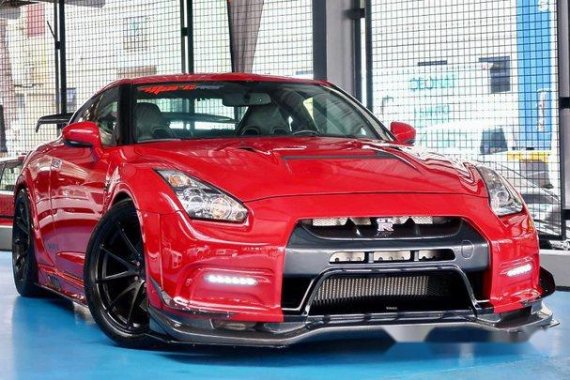 Red Nissan Gt-R 2010 at 13453 km for sale