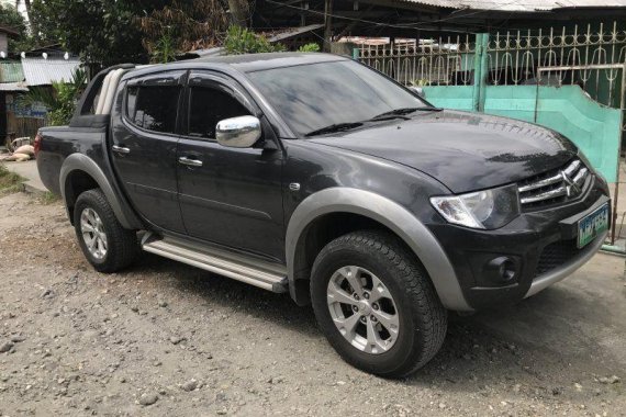 Selling Mitsubishi Strada 2013 at 92000 km in General Santos