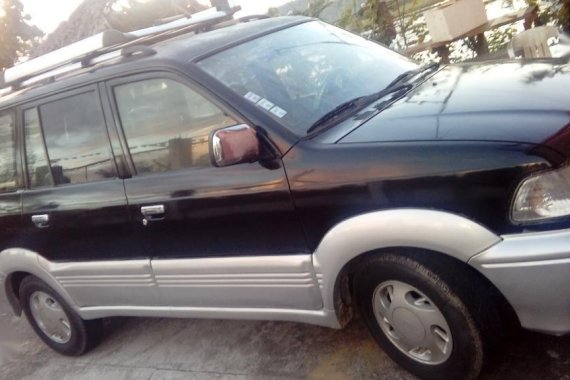 Selling 2nd Hand Toyota Revo 2002 Manual Gasoline at 120000 km in Bacacay