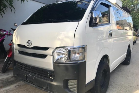 White Toyota Hiace 2017 Manual Diesel for sale in Quezon City