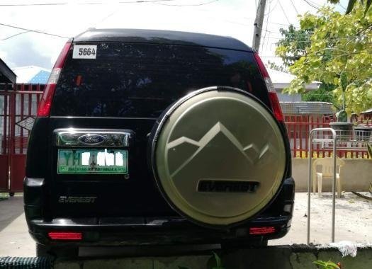 Selling Ford Everest 2010 Automatic Gasoline in Liloan