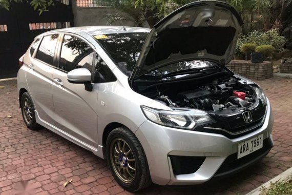 Sell Used 2015 Honda Jazz Manual Gasoline at 30000 km in Quezon City