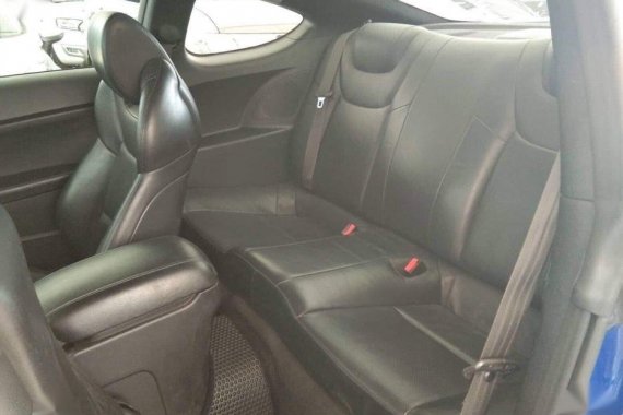 Selling Hyundai Genesis 2010 in Makati