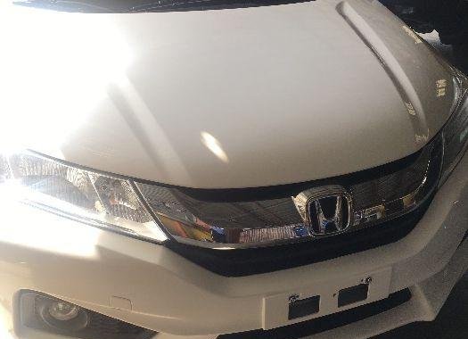 Sell 2nd Hand 2017 Honda City Automatic Gasoline at 80000 km in Lipa