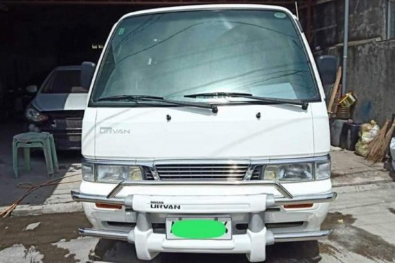 Nissan Urvan 2015 Manual Diesel for sale in Cabuyao