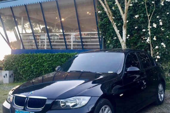Selling Black Bmw 320I 2005 Sedan at 76000 km in General Trias