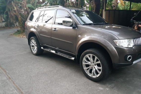 Selling 2nd Hand Mitsubishi Montero 2011 Automatic Diesel in Parañaque