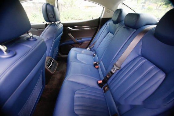 Sell Blue 2015 Maserati Ghibli Automatic Gasoline at 9000 km in Quezon City