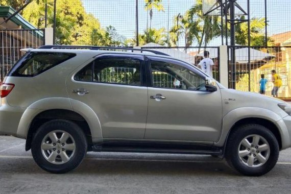 Used Toyota Fortuner 2009 at 70000 km for sale