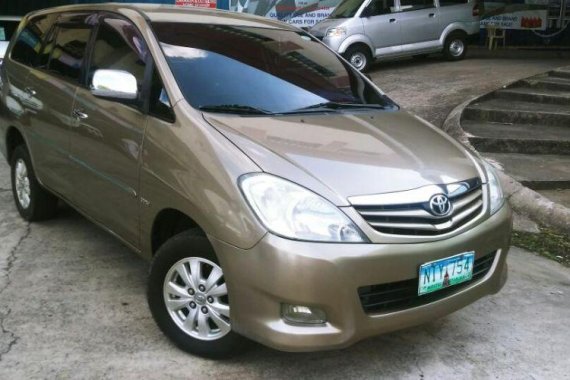 Selling Toyota Innova 2010 in Manila