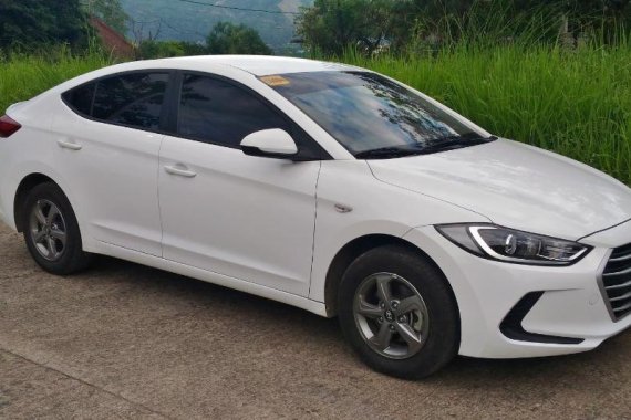 Sell 2nd Hand 2018 Hyundai Elantra Manual Gasoline in Quezon City