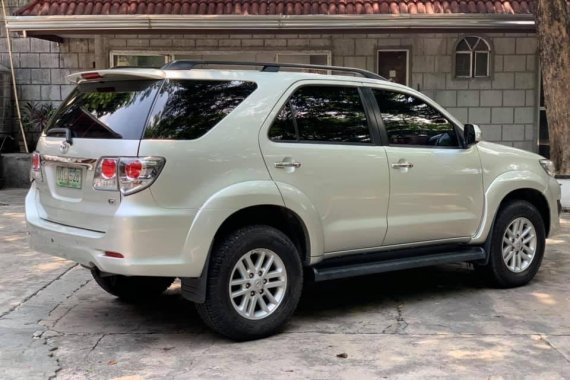 Sell Silver 2012 Toyota Fortuner at 35000 km in Manila